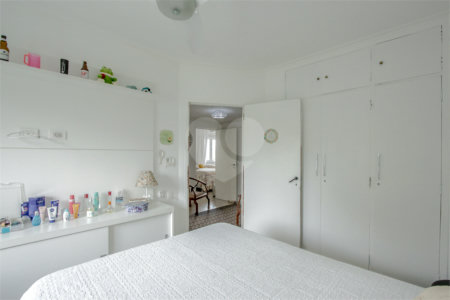 Apartamento à venda com 4 quartos, sendo 1 suíte, em Granja Julieta, São Paulo, SP