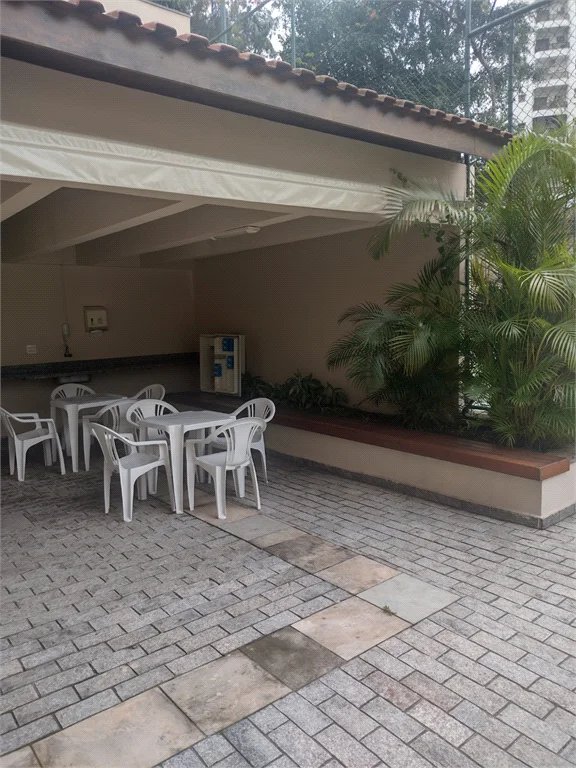 Apartamento à venda com 3 suítes em Vila Suzana, São Paulo, SP