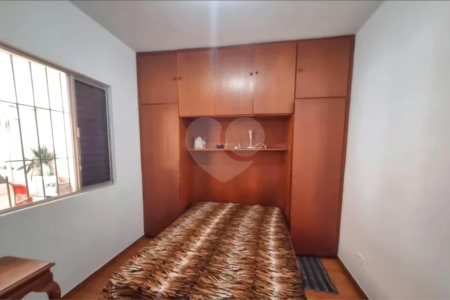 Sobrado à venda com 2 quartos em Jardim Rosa Maria, São Paulo, SP