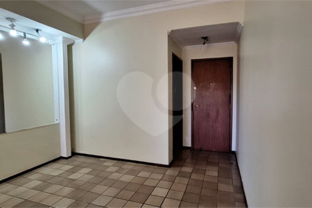 Apartamento à venda com 3 quartos, sendo 1 suíte,  no Centro, Ribeirão Preto, SP