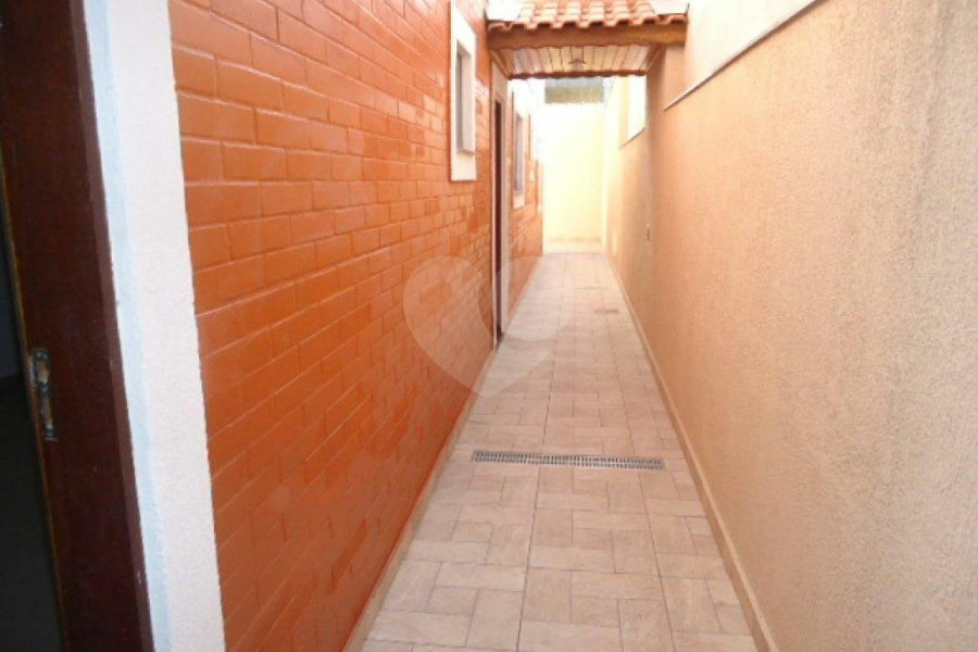 Sobrado à venda com 4 quartos, sendo 2 suítes, em Vila Rosália, Guarulhos, SP