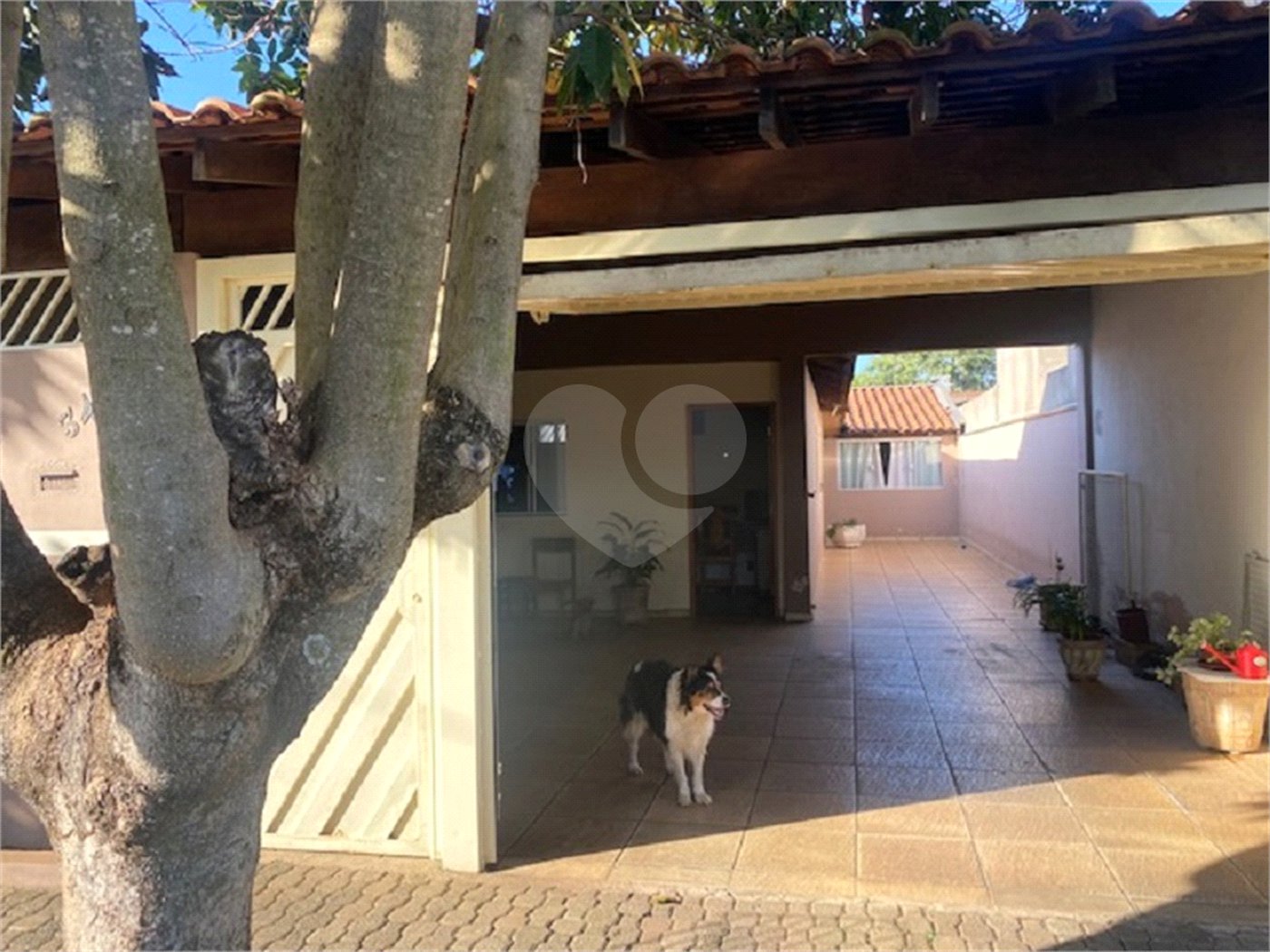 Casa térrea de 3 dormitórios