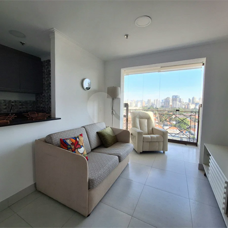 Apartamento para locação com 52m² na Vila Olímpia com 2 dormitório e 1 vaga