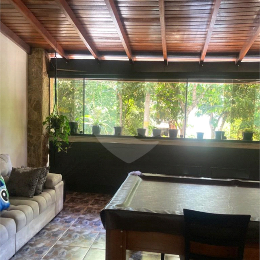 Casa à venda com 3 quartos, sendo 1 suíte, em Jardim Pinheiros, São Paulo, SP