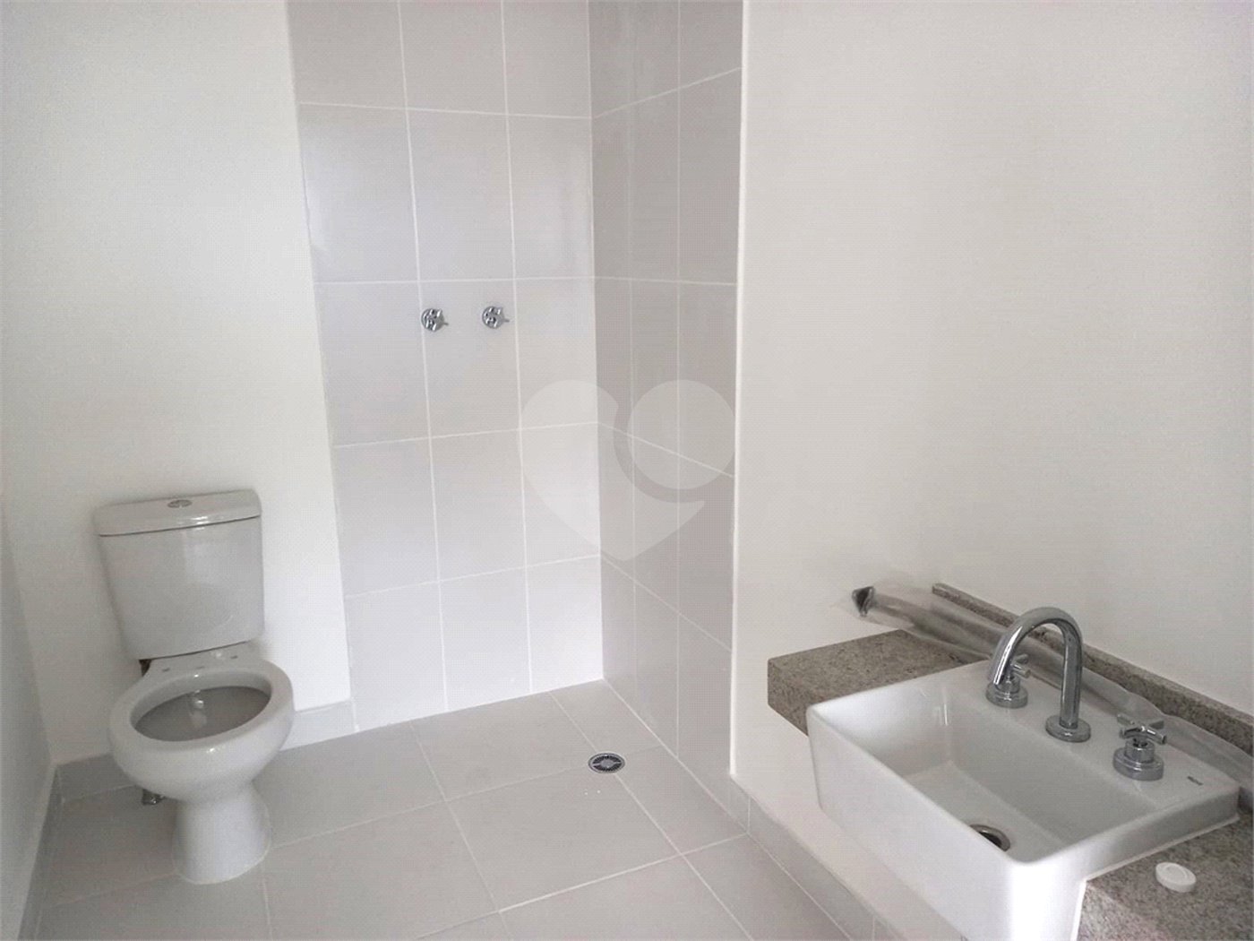Studio à venda com 1 suíte em Parada Inglesa, São Paulo, SP