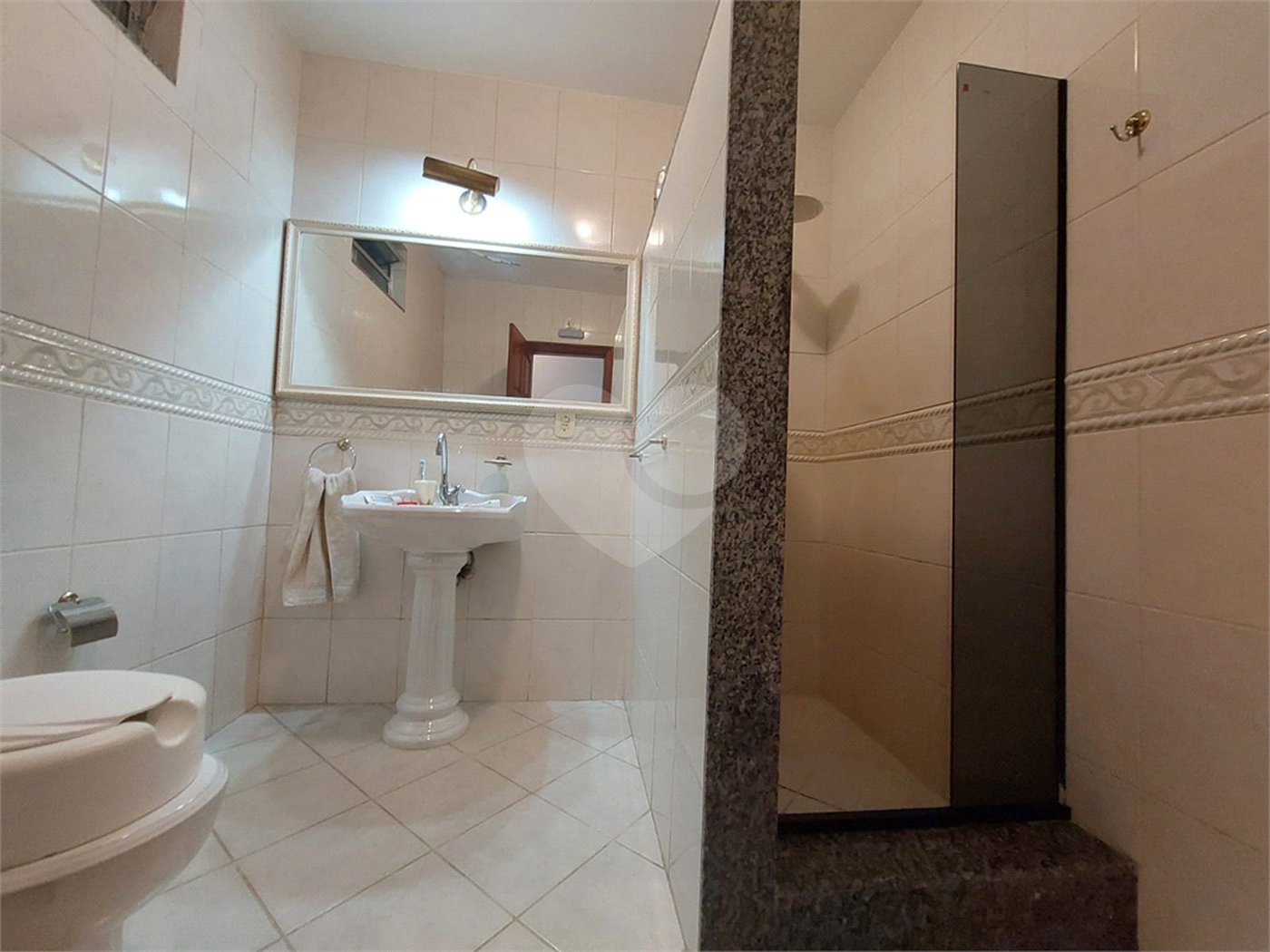Apartamento à venda com 2 quartos em Praça da Bandeira, Rio de Janeiro, RJ