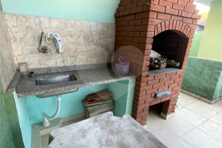 Sobrado à venda com 5 quartos, sendo 1 suíte,  em Vila Gustavo, São Paulo, SP