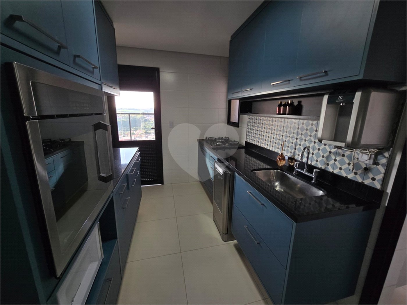 Apartamento para alugar com 3 suítes no Centro, Itapetininga, SP