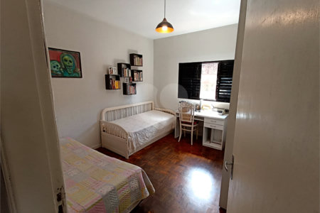 Casa à venda com 3 quartos, sendo 1 suíte,  em Jardim Itália, Itapetininga, SP