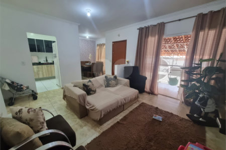Casa Térrea à venda com 2 quartos, sendo 1 suíte,  em Jardim Wanel Ville V, Sorocaba, SP
