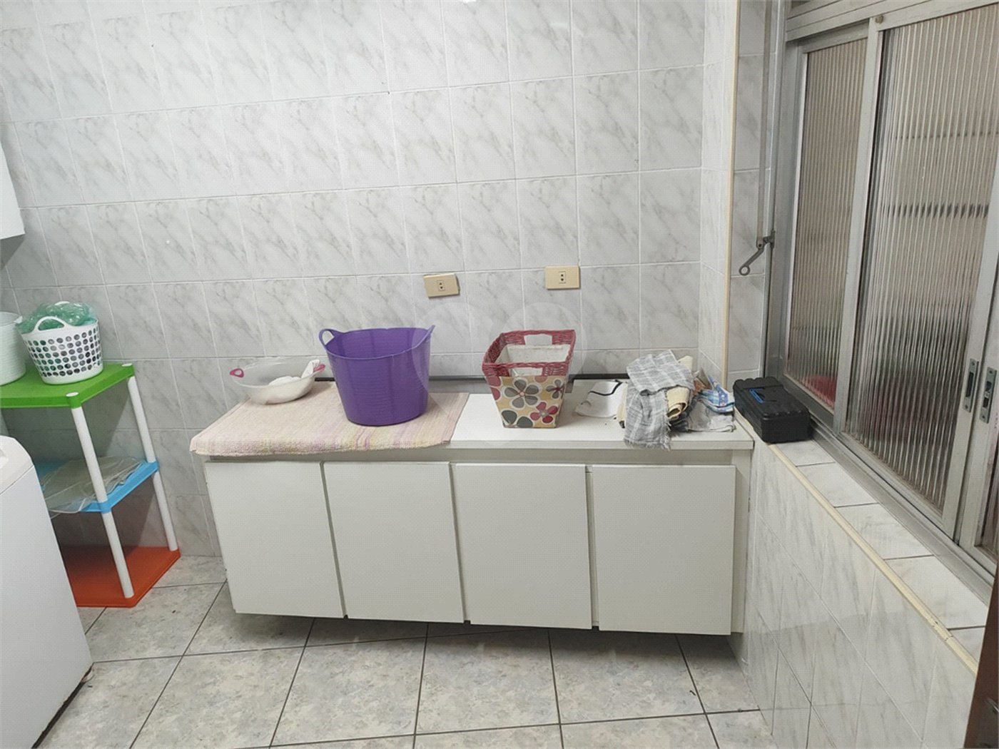 Casa à venda com 4 quartos, sendo 2 suítes, no condomínio Chácara das Rosas, São Paulo - SP