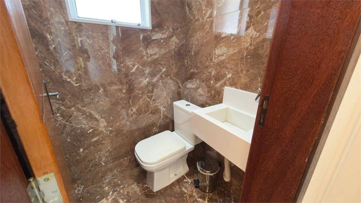 Casa à venda com 3 suítes no condomínio Campos do Conde I e II, Sorocaba - SP