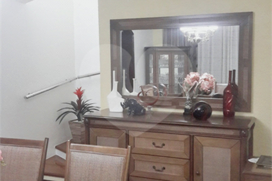 Casa à venda com 3 quartos, sendo 1 suíte,  em Horto Florestal, São Paulo, SP