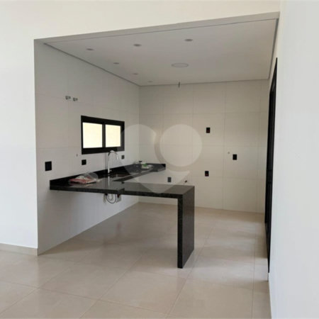 Casa à venda com 2 quartos, sendo 1 suíte, no condomínio Reserva Ipanema, Sorocaba - SP