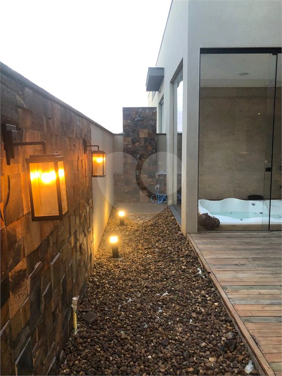 Casa à venda com 3 suítes em Jandira, Jandira, SP