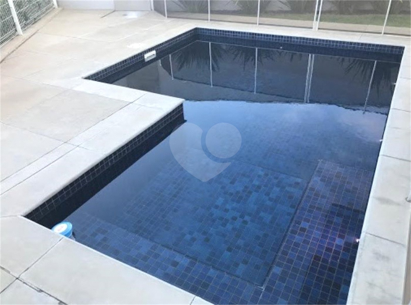 Casa à venda com 3 quartos, sendo 1 suíte, no condomínio Residencial Central Parque, Salto - SP