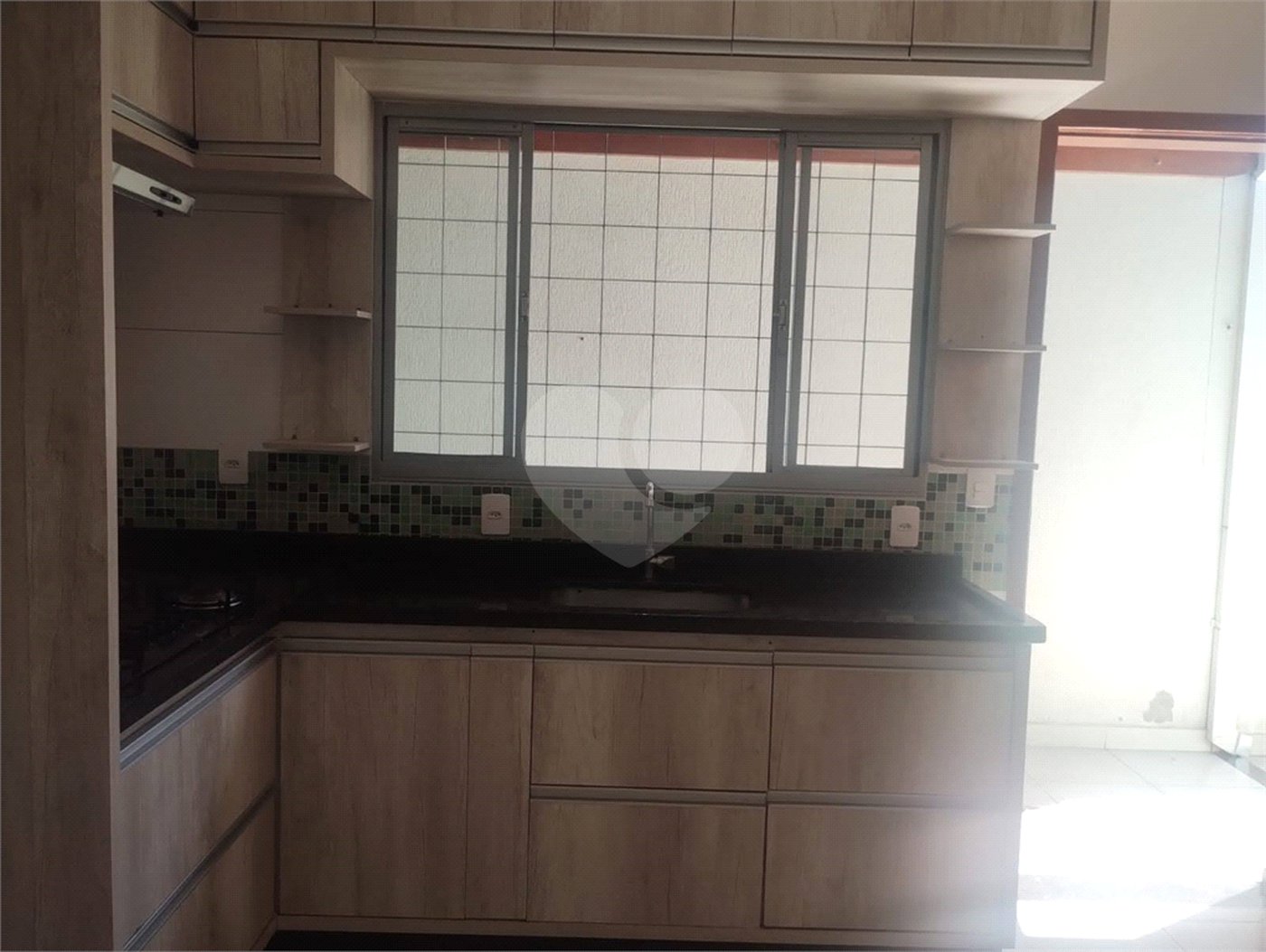Casa à venda com 3 quartos, sendo 1 suíte, em Parque Industrial, São José dos Campos, SP