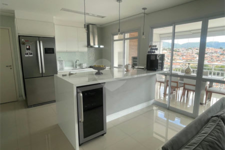 Apartamento à venda com 3 quartos, sendo 1 suíte,  em Vila Suissa, Mogi das Cruzes, SP