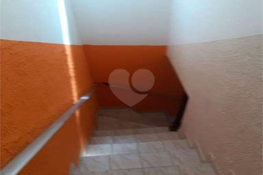 Sobrado à venda com 6 quartos, sendo 1 suíte,  em Jardim Las Vegas, Guarulhos, SP