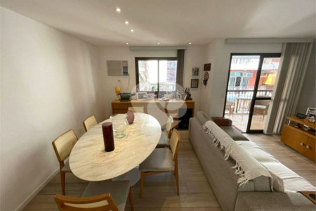 Apartamento à venda com 3 quartos, sendo 1 suíte,  em Tijuca, Rio de Janeiro, RJ