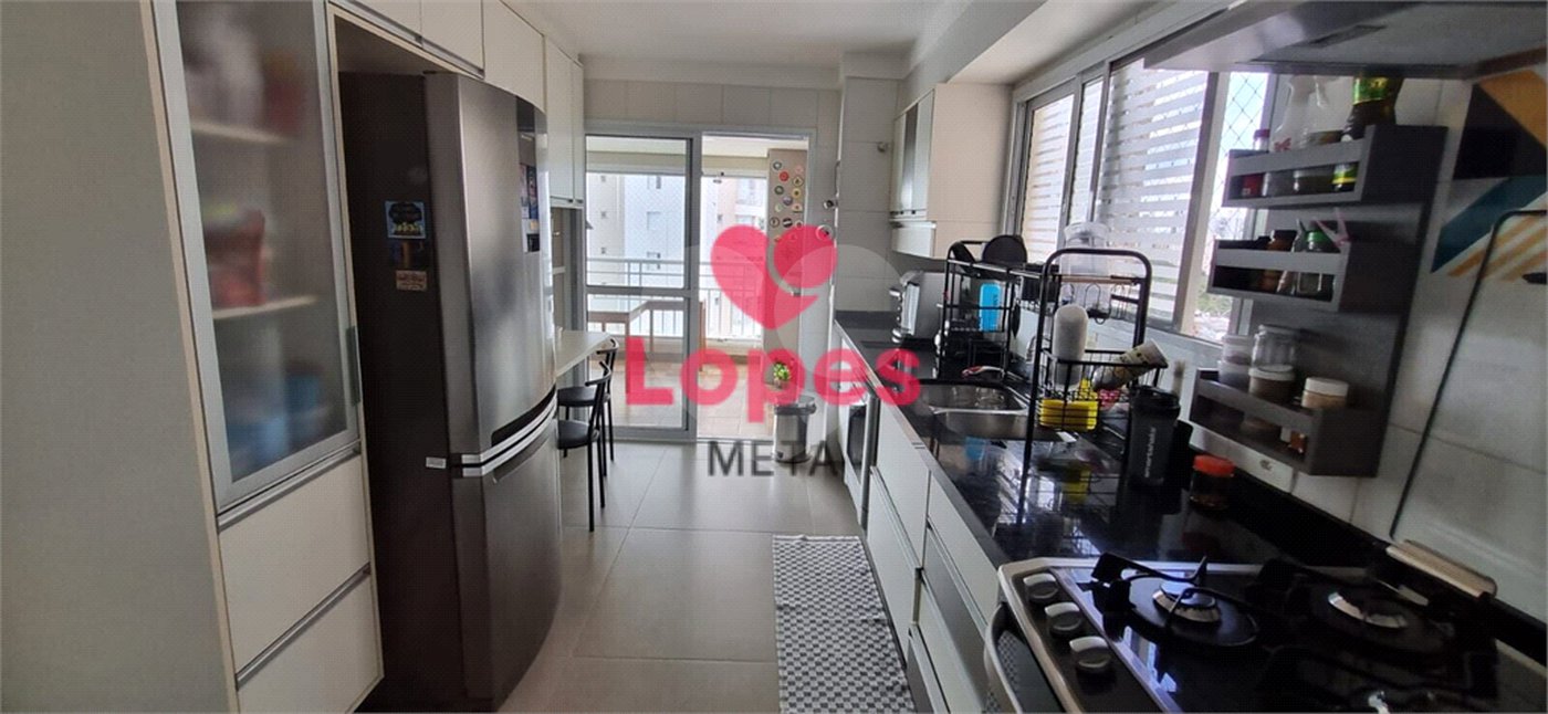 Apartamento à venda com 4 quartos, sendo 2 suítes,  em Jardim Esplanada, São José dos Campos, SP