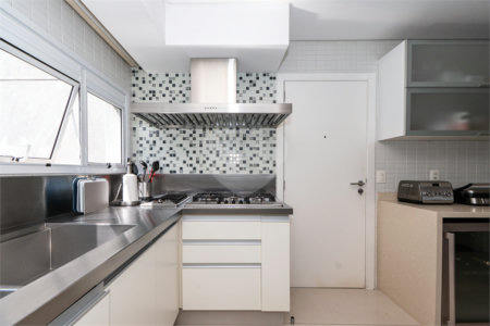 Apartamento à venda com 3 suítes em Sumarezinho, São Paulo, SP