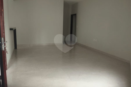 Casa Térrea à venda com 3 quartos, sendo 1 suíte, em Jardim Nova América, Araraquara, SP