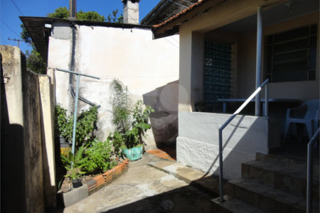 Casa à venda com 2 quartos em Vila Bissoto, Valinhos, SP