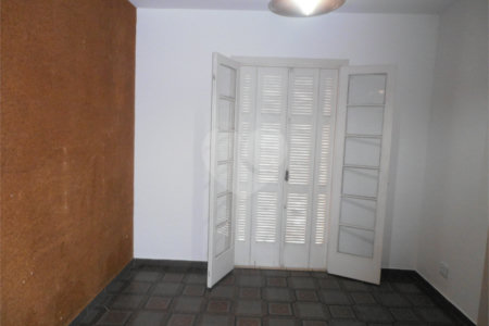 Casa à venda com 7 quartos, sendo 1 suíte, em Perdizes, São Paulo, SP