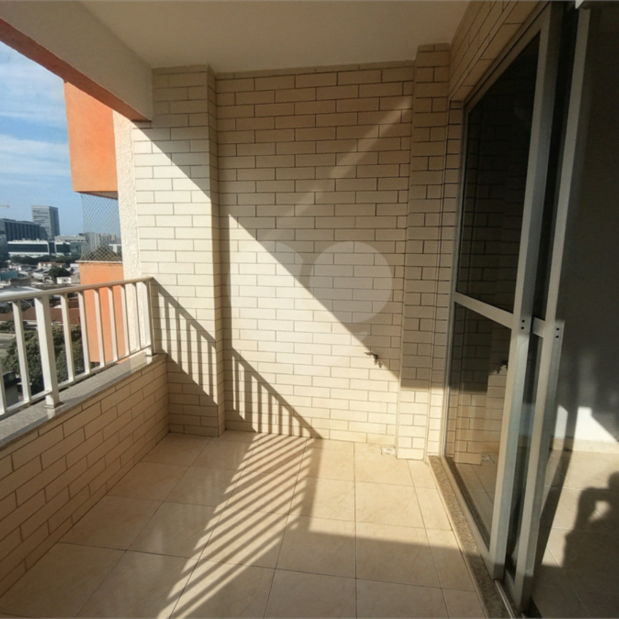 Apartamento à venda com 2 quartos, sendo 1 suíte, em Estácio, Rio de Janeiro, RJ