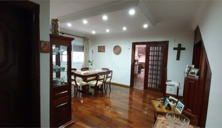 Casa à venda com 4 suítes em Vila Cordeiro, São Paulo, SP