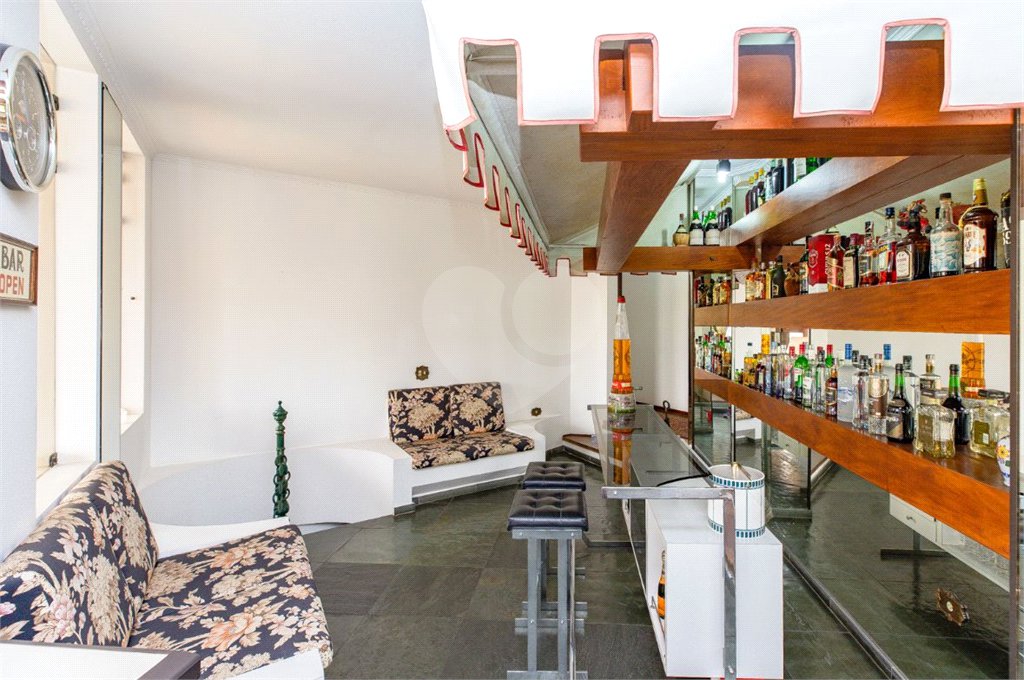 Casa à venda com 4 suítes em Granja Viana, Cotia, SP