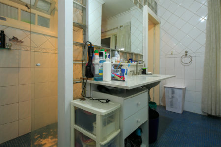 Casa à venda com 4 quartos, sendo 2 suítes, em Jardim Marajoara, São Paulo, SP