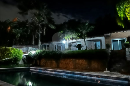 Casa à venda ou para alugar com 5 quartos, sendo 2 suítes, no condomínio Fazenda São Joaquim, Vinhedo - SP