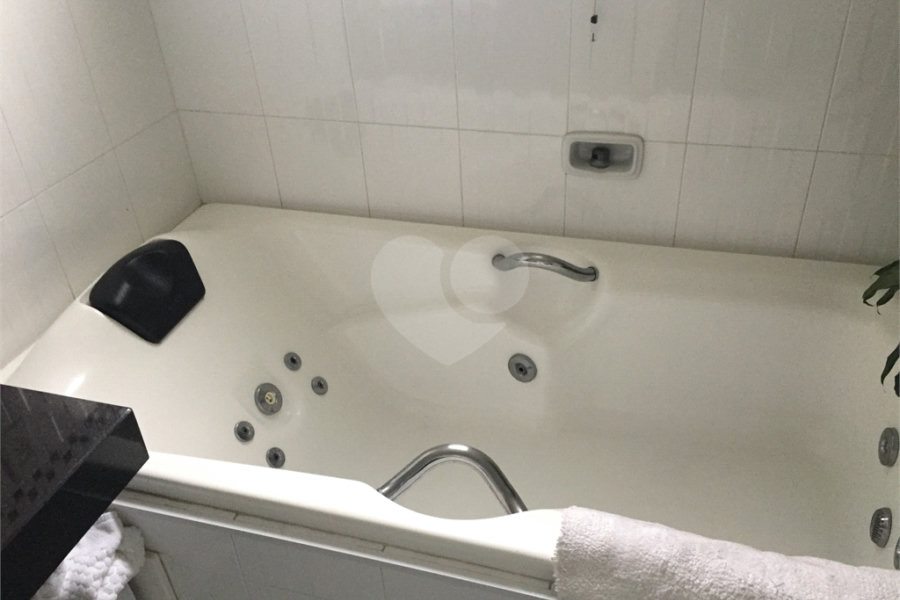Apartamento à venda com 3 quartos, sendo 1 suíte, em Bela Vista, São Paulo, SP