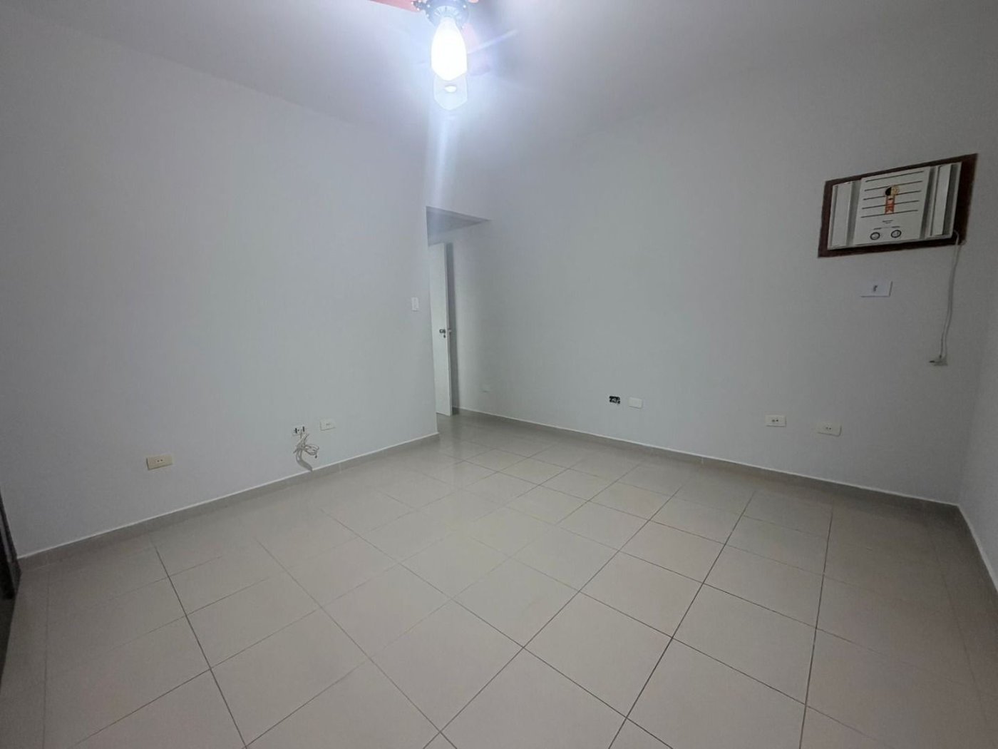 Apartamento com 2 dormitórios à venda, 130 m² por R$ 670.000,00 - Boqueirão - Santos/SP