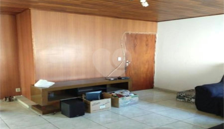 Sobrado à venda com 4 quartos em Ipiranga, São Paulo, SP