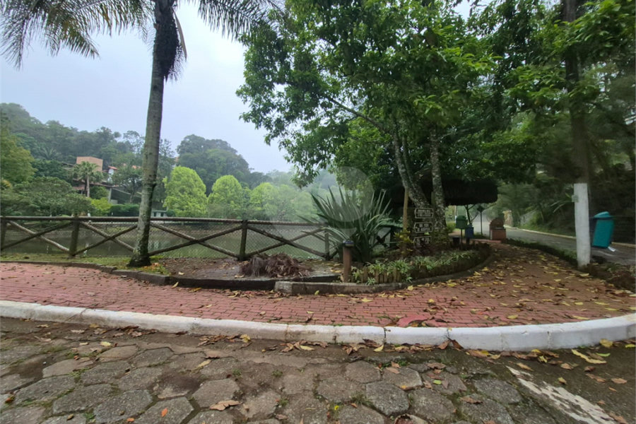 Terreno à venda no condomínio Parque Imperial da Cantareira, Mairiporã - SP