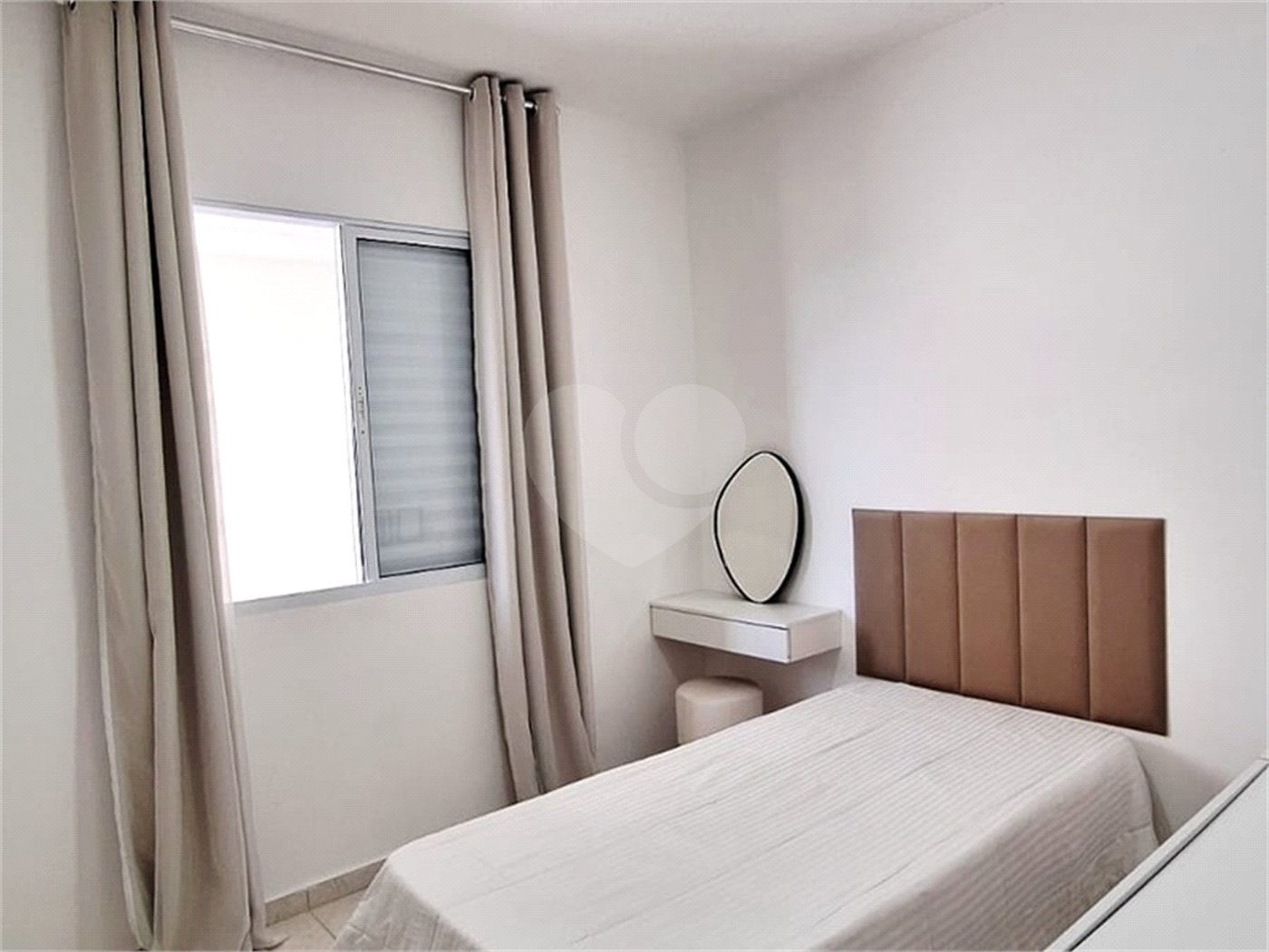 Casa à venda com 2 quartos no condomínio Residencial Parque Imperial, Sorocaba - SP
