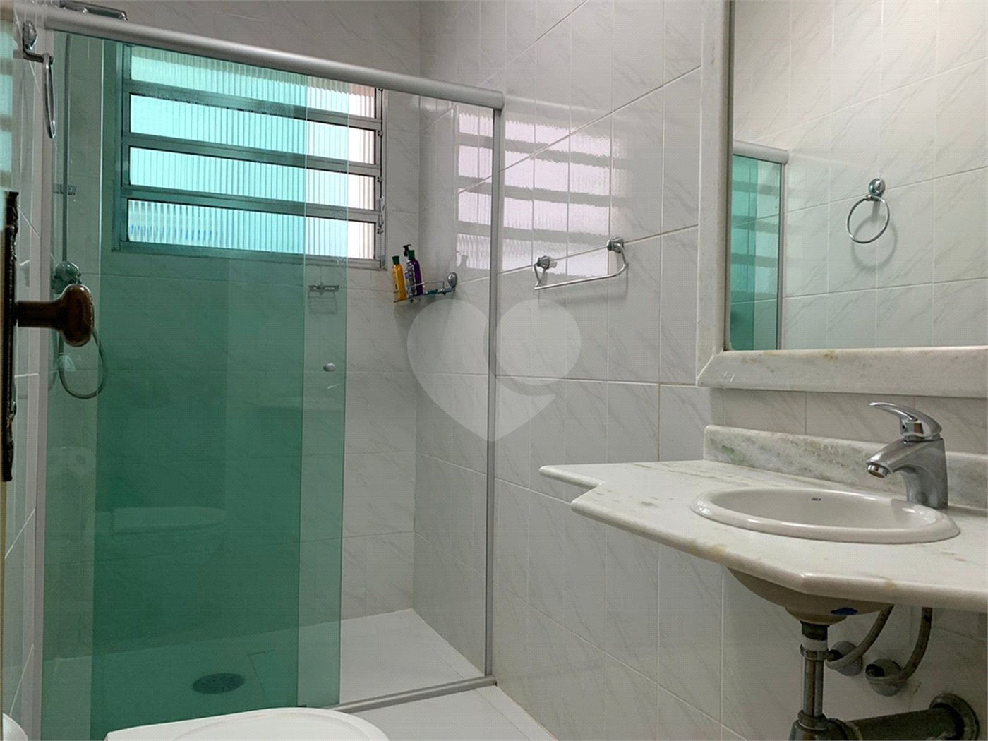 Casa à venda com 3 quartos, sendo 1 suíte, em Campo Belo, São Paulo, SP