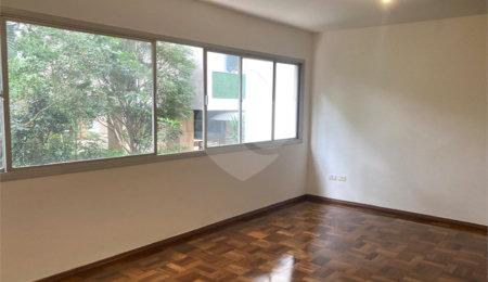 Apartamento para alugar com 4 quartos, sendo 1 suíte,  em Santo Amaro, São Paulo, SP