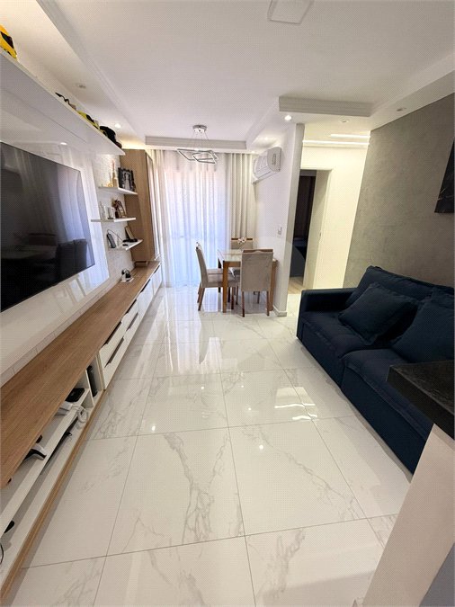 Apartamento à venda com 2 quartos em Vila Galvão, Guarulhos, SP