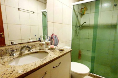Casa à venda com 3 quartos, sendo 2 suítes, em Tijuca, Rio de Janeiro, RJ