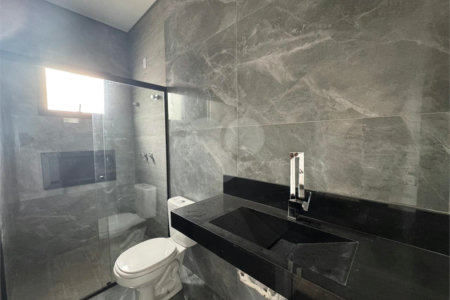 Casa à venda com 3 quartos, sendo 1 suíte, no condomínio Residencial Villagio Wanel, Sorocaba - SP