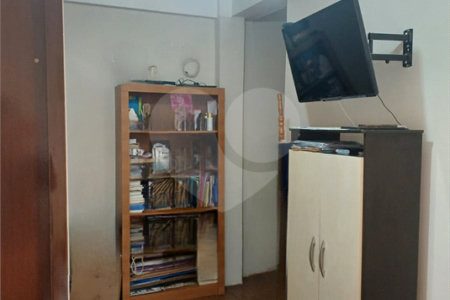 Casa à venda com 3 quartos, sendo 1 suíte,  no condomínio Altos de Poa, Poá - SP