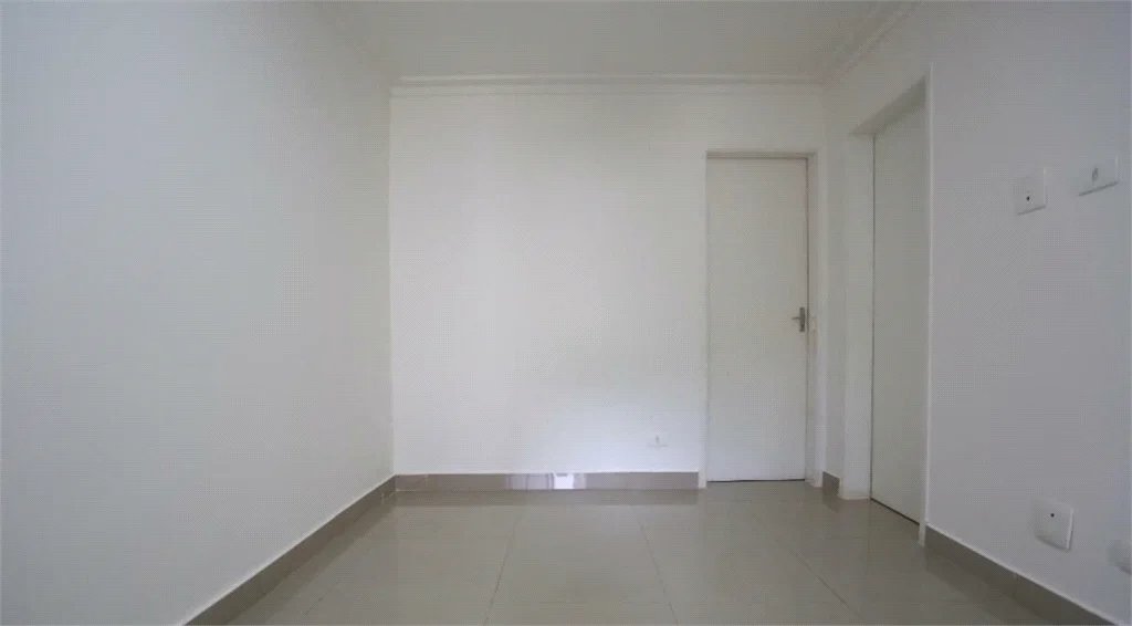 Casa à venda com 3 quartos, sendo 1 suíte,  em Jardim Bonfiglioli, São Paulo, SP