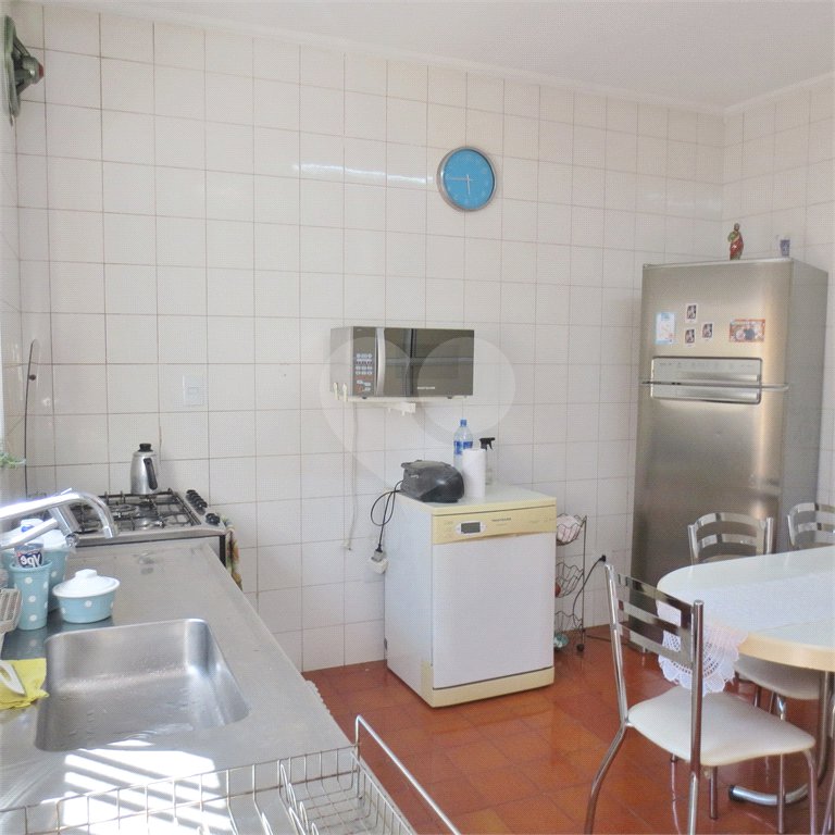 Casa térrea à venda na Saúde c/ 170m2 de construção - 3 Quartos/1 Suíte/4 Vagas na garagem