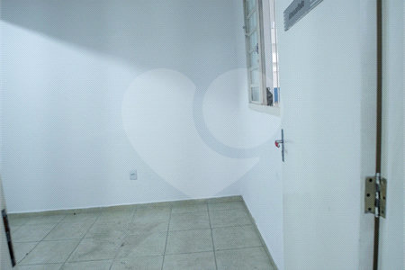 Lindo Salão Comercial para locação com 924m2 no Centro de Atibaia