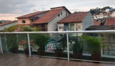 Sobrado à venda com 3 suítes em Itaquera, São Paulo, SP
