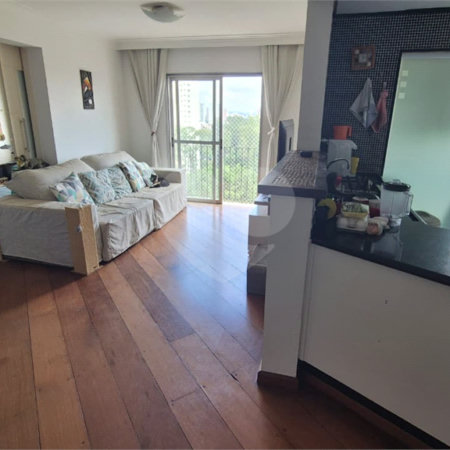 Apartamento à venda com 3 quartos, sendo 1 suíte,  em Jardim Marajoara, São Paulo, SP